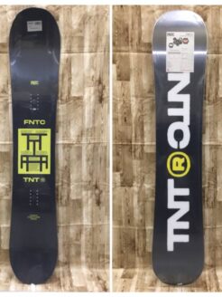 TNT スノーボード板　18-19モデル　138cm