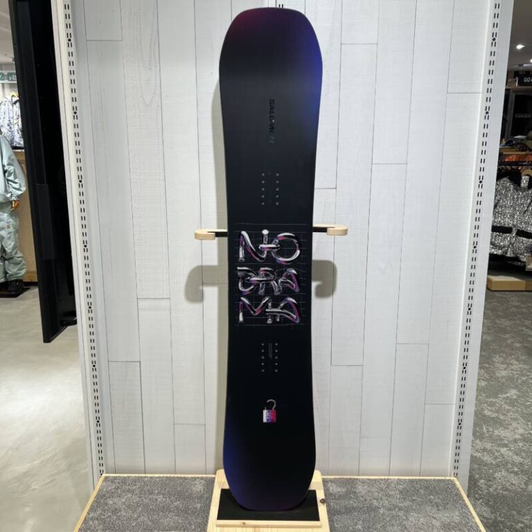 スノーボード SALOMON DRAMA 143 Salomon No Drama Snowboard - Women's 2026 | evo