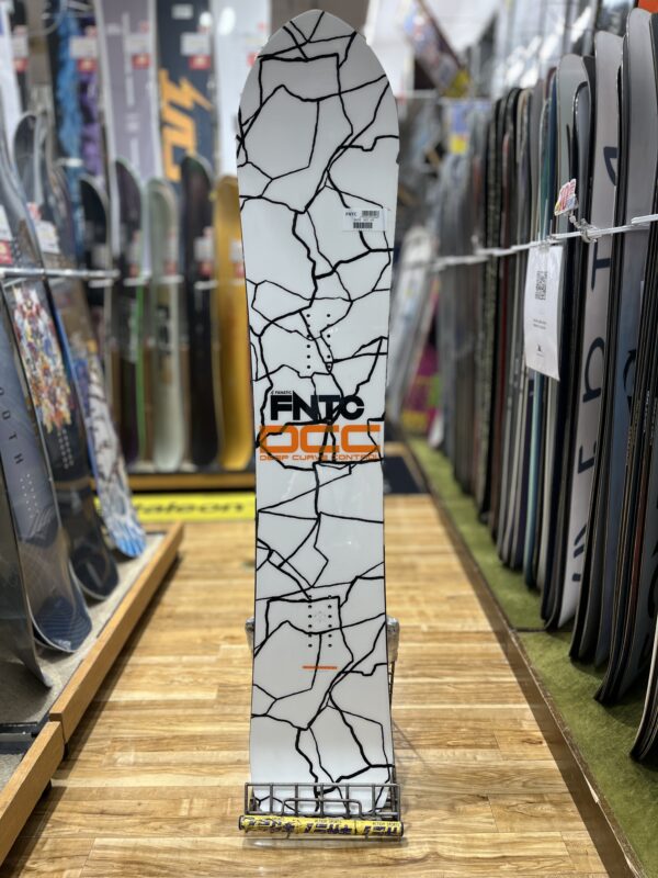 24-25【FNTC】DCC 157cm | ムラサキスポーツの中古スノーボード