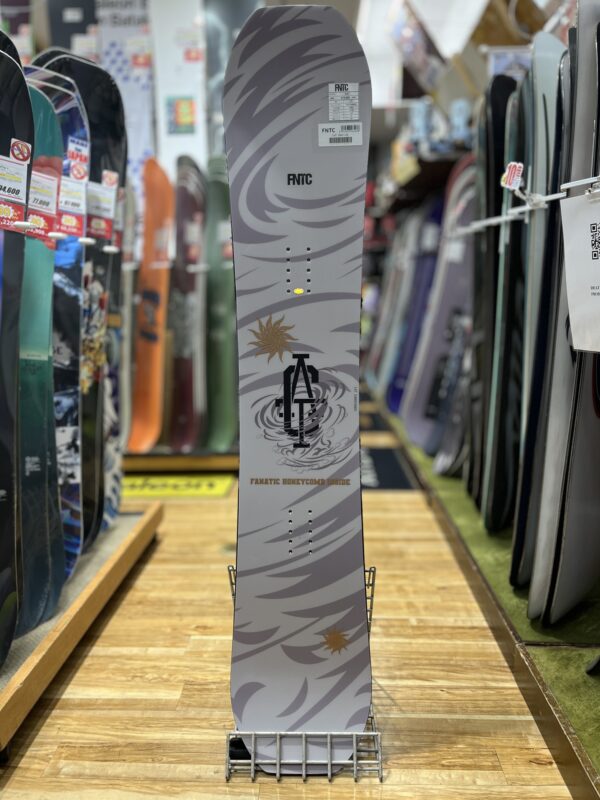 24-25【FNTC】CAT 148cm | ムラサキスポーツの中古スノーボード