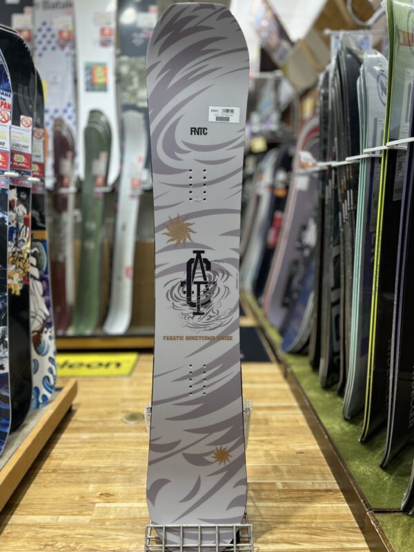 24-25【FNTC】CAT 153cm | ムラサキスポーツの中古スノーボード