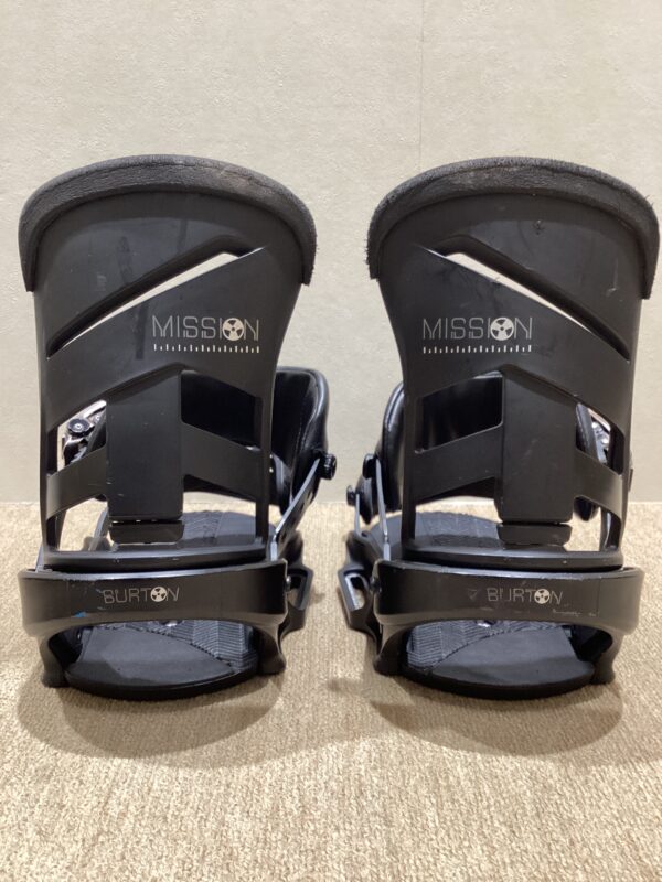16-17【BURTON】MISSION EST Mサイズ | ムラサキスポーツの中古