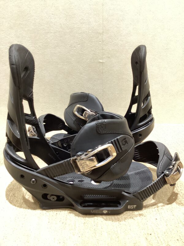 16-17【BURTON】MISSION EST Mサイズ | ムラサキスポーツの中古