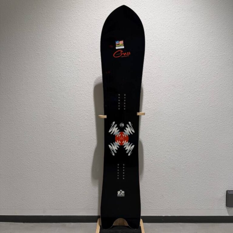 GNU スノーボード 156cmバインディング付き 25-26【GNU】SOMETHING GNU 156cm | ムラサキスポーツの中古