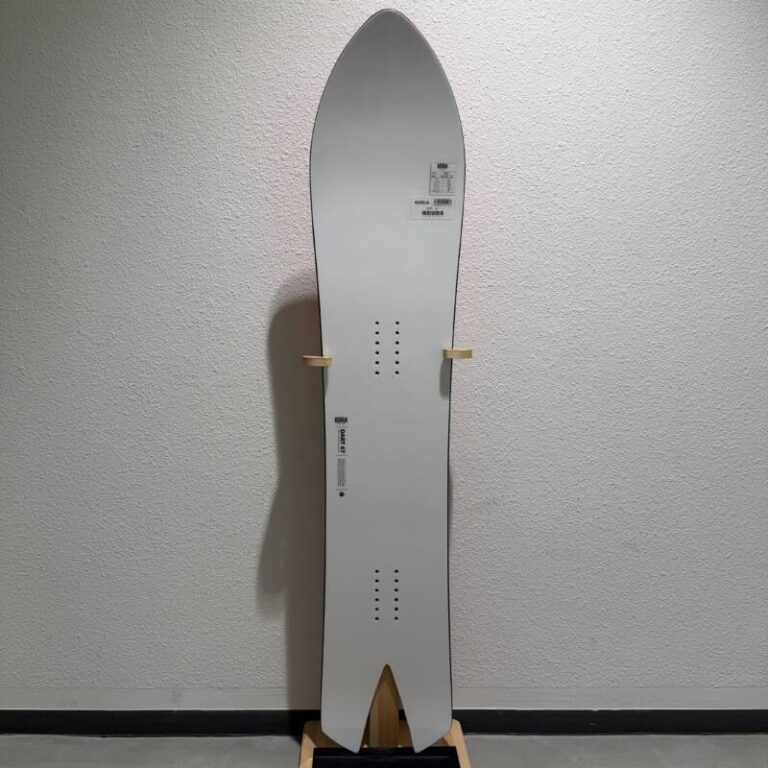 KORUA】DART 147cm | ムラサキスポーツの中古スノーボード専門サイト