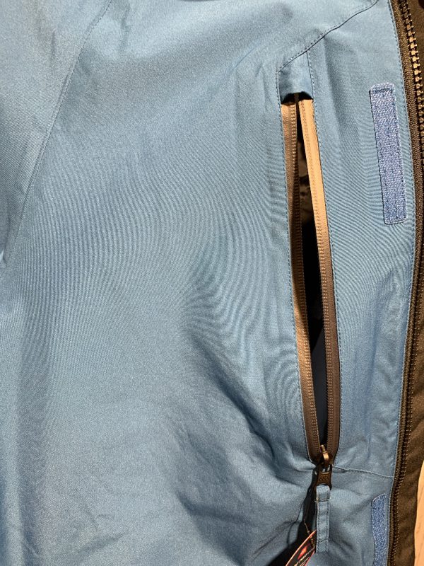 【クリーニング済美品】21-22ウェア686 GT JACKET サイズM ウエア/装備(男性用) 激安出品