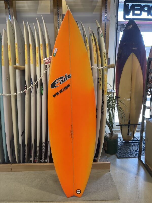 FADE】ショートボード 5'9 | ムラサキスポーツの中古バリューサーフボード