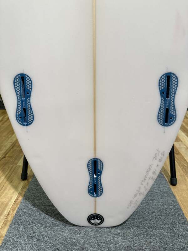 SUPER BRAND】BLACK OUT 5'10 | ムラサキスポーツの中古バリュー