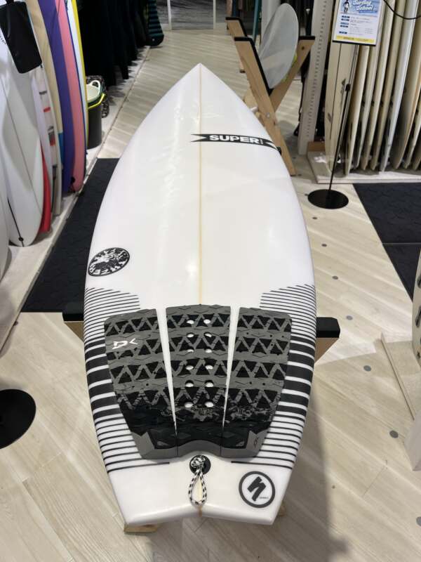 SUPER BRAND】TAZER 5'6 | ムラサキスポーツの中古バリューサーフボード