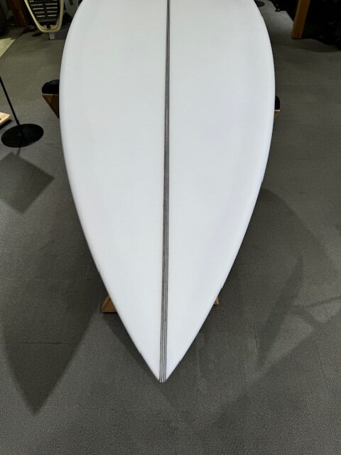 5'11 ツインザー by トーマスサーフボード | YR オンラインストア
