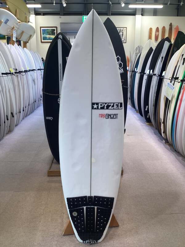 PYZEL】MINI GHOST 5'7″ | ムラサキスポーツの中古バリューサーフボード