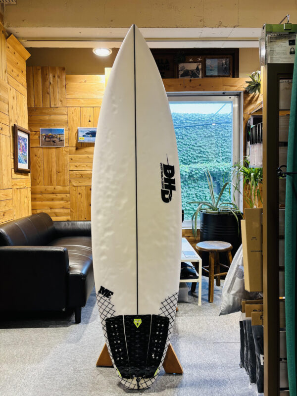 激安 中古 DHD MF DNA 6'2 ミックファニング サーフボード 激安 中古 DHD MF DNA 6'2 ミックファニング サーフボード