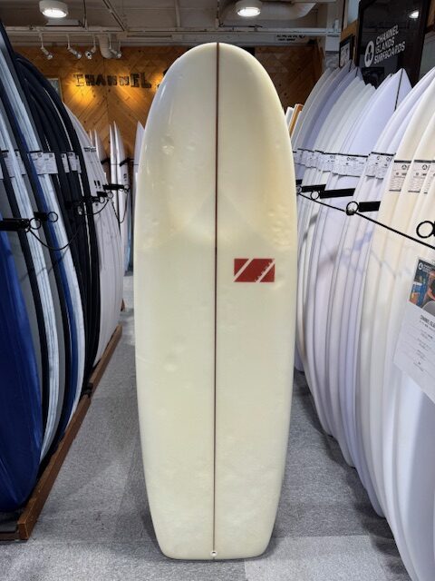 EMERY 5'11 PUショートボード　リペア済 EMERY 5'11 PUショートボード リペア済 CHANNNELISLANDS
