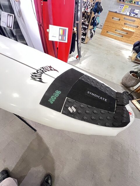 PLACEBO】RE-LOARDED 6'4″ | ムラサキスポーツの中古バリューサーフボード