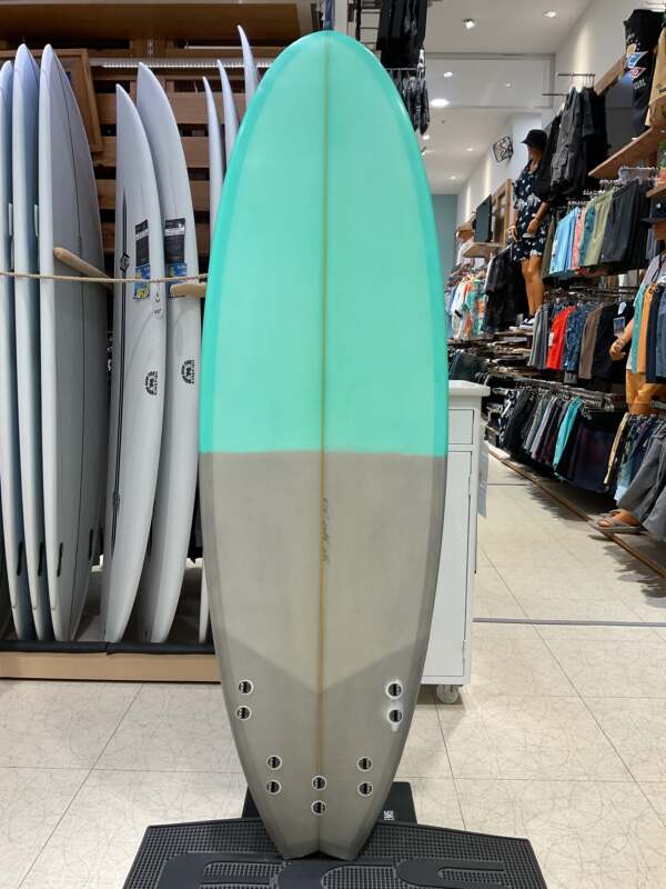 THREE WEATHER】5'10” | ムラサキスポーツの中古バリューサーフボード