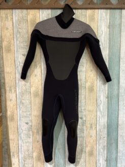 ムラサキスポーツの中古ウェットスーツ専門サイト USED MURASAKI