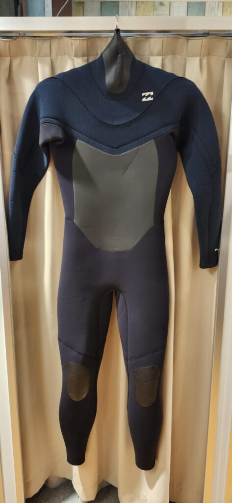 美品　BILLABONG ジャージ　フルスーツ　ML BILLABONGフルスーツ