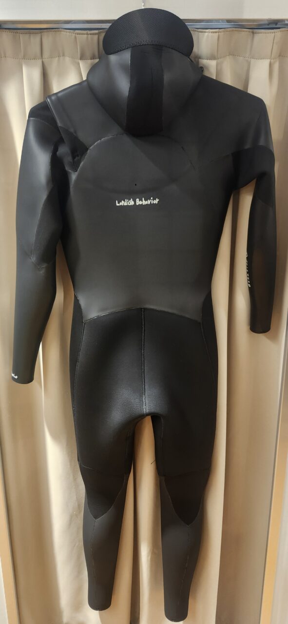 Lordish Behavior フード付きドライスーツ Lordish Behavior フード付きドライスーツ