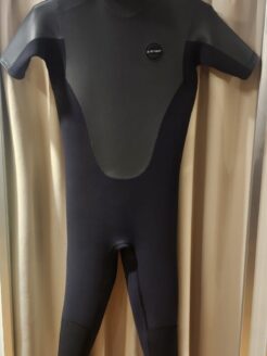 店舗で探すの商品リスト | ムラサキスポーツの中古バリューウェットスーツ