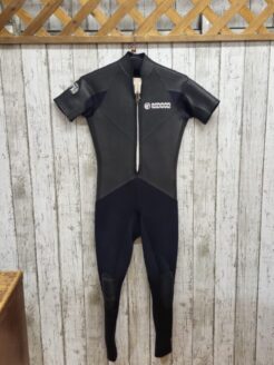 ムラサキスポーツの中古ウェットスーツ専門サイト USED MURASAKI