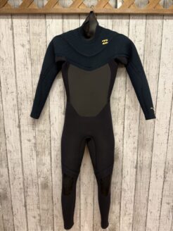 セミドライの商品リスト | ムラサキスポーツの中古バリューウェットスーツ